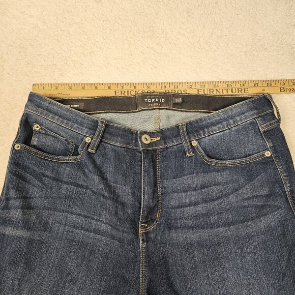 Torrid Premium Jeans Womens 18 Sky High Skinny Blue Denim Plus Size Ankle Preppy - Picture 3 of 14